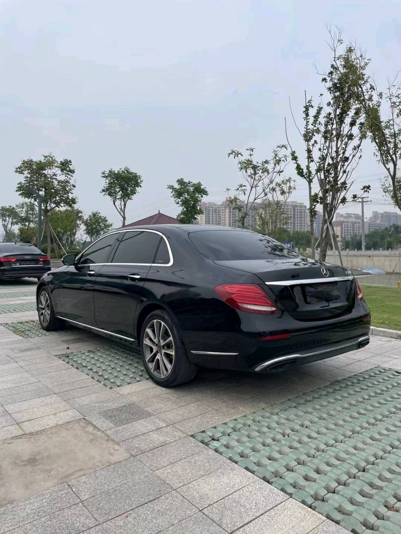 徐州18年奔驰E8