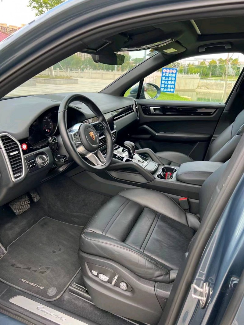 徐州18年保时捷卡宴5