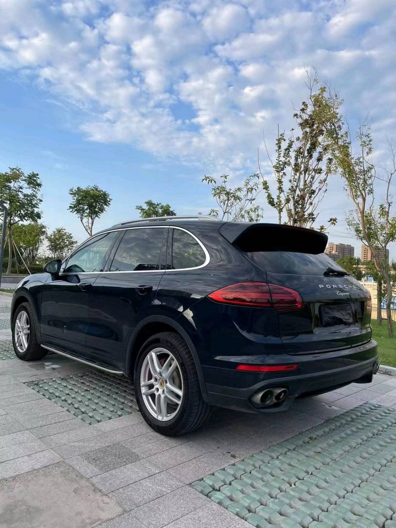 徐州16年保时捷卡宴8