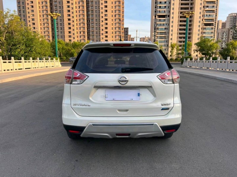 徐州16年日产奇骏5