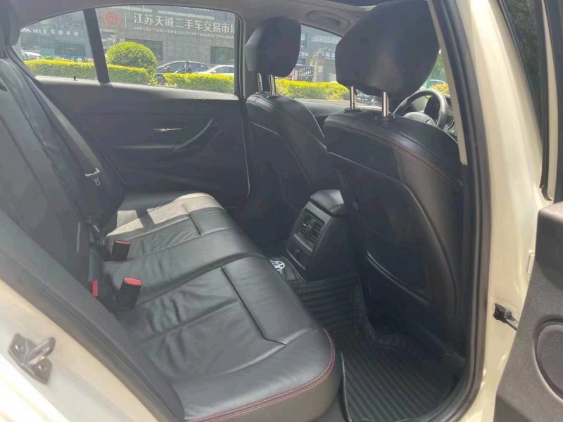 济宁14年宝马3系6