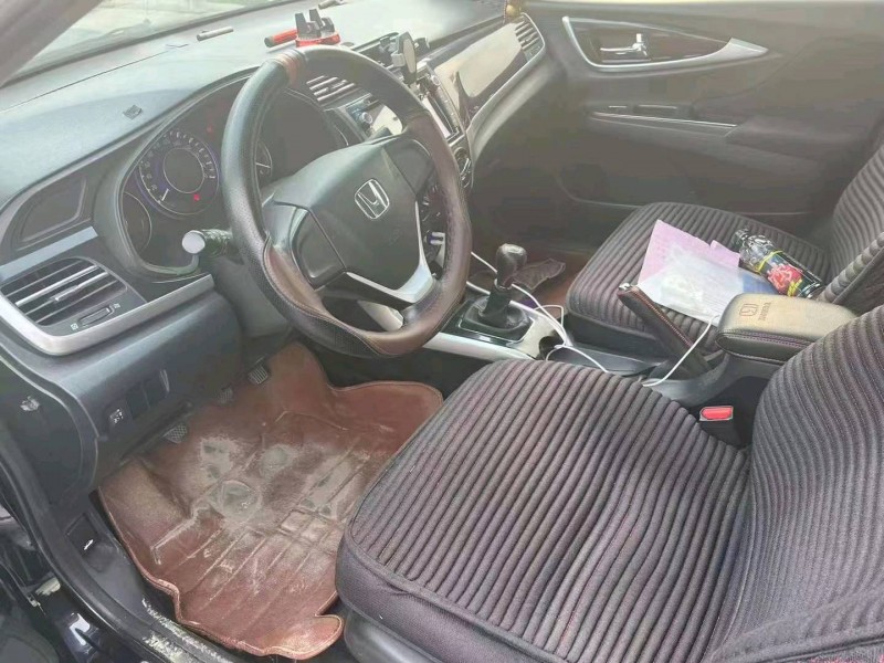 东营15年本田凌派8