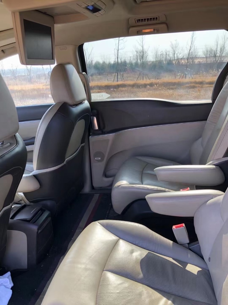 青岛12年别克GL86