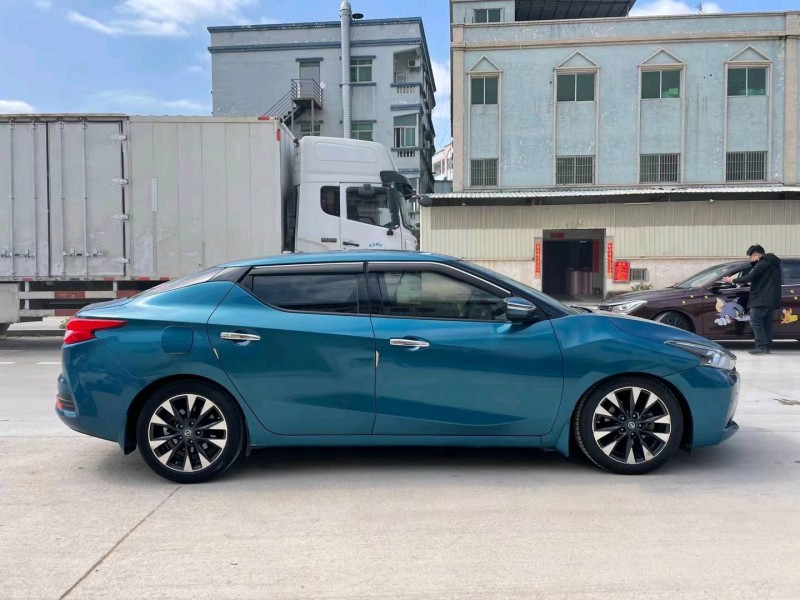 东莞17年日产蓝鸟7