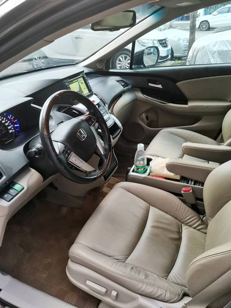 广州14年本田奥德赛4