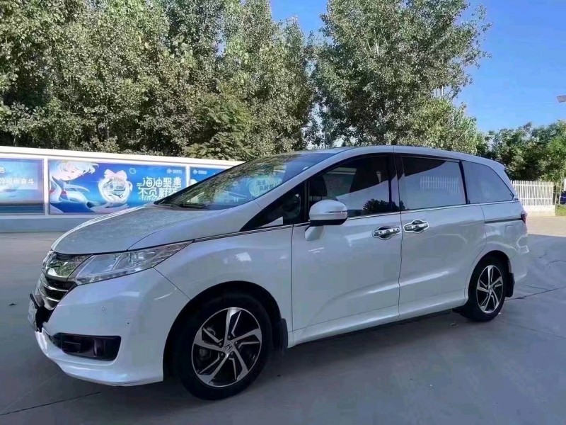 保定18年本田奥德赛2