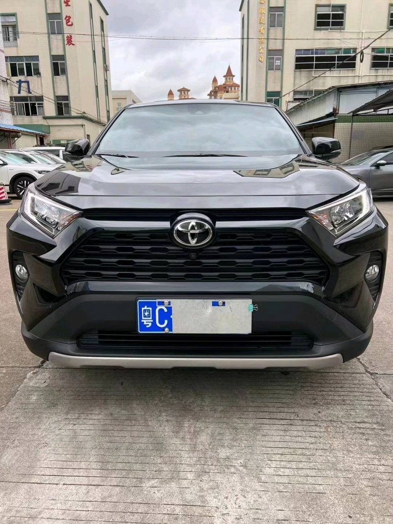中山22年丰田RAV41