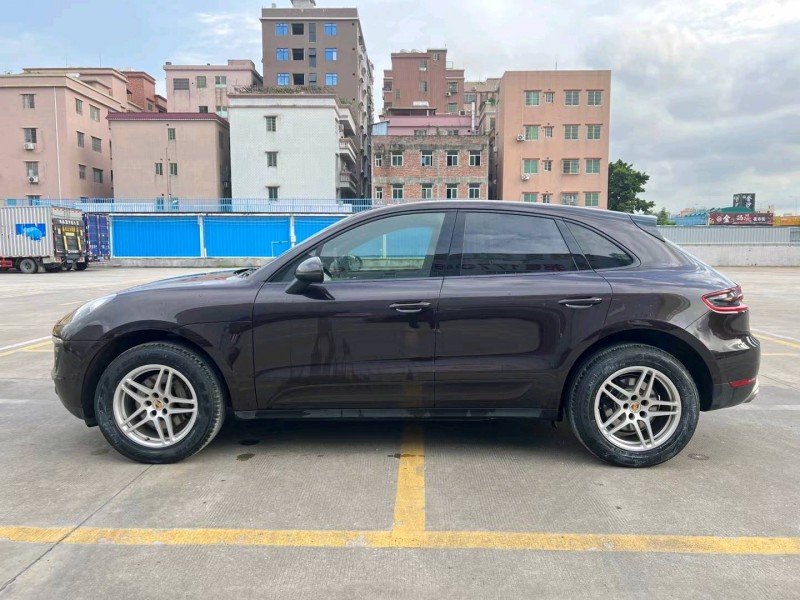 廣州18年保時捷Macan4