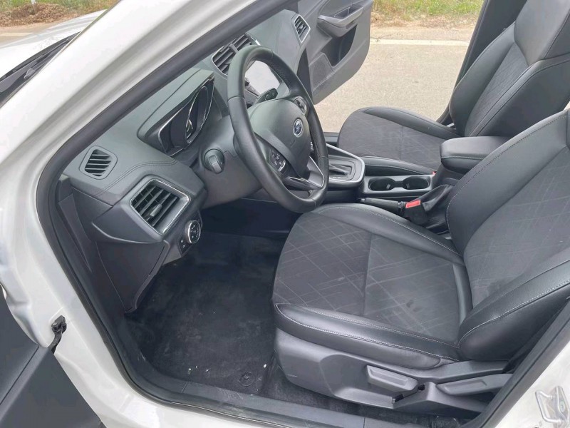 徐州19年福特福睿斯6