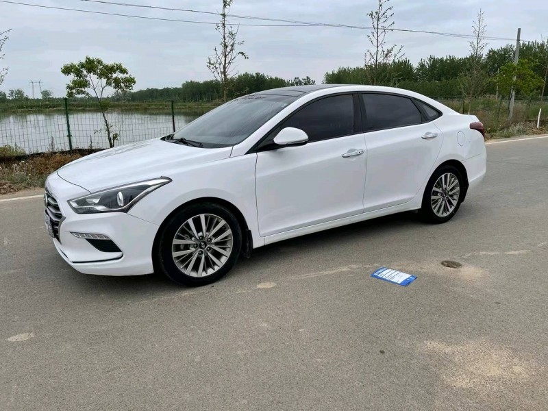 徐州17年现代名图7