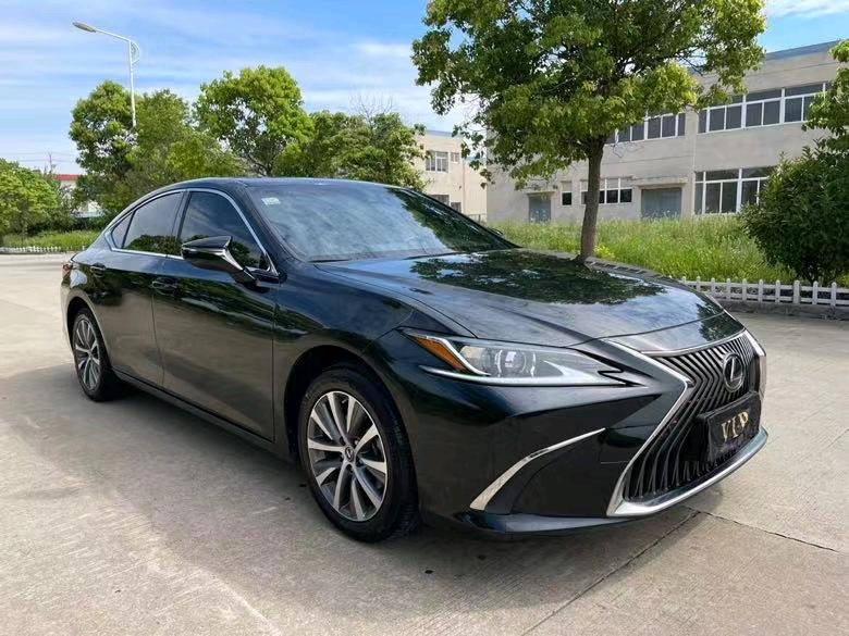 盐城21年雷克萨斯ES2