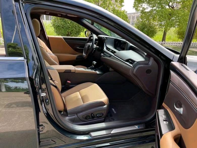 盐城21年雷克萨斯ES6