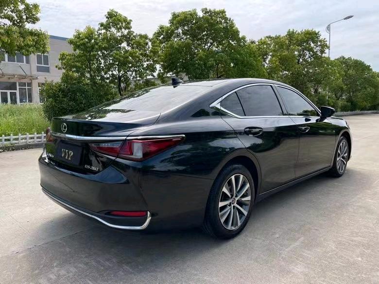 盐城21年雷克萨斯ES8