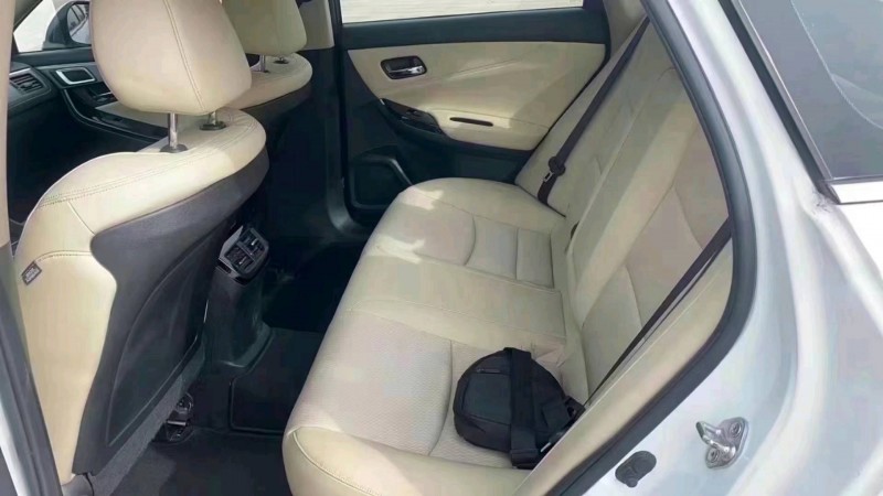 北京16年本田思铂睿4