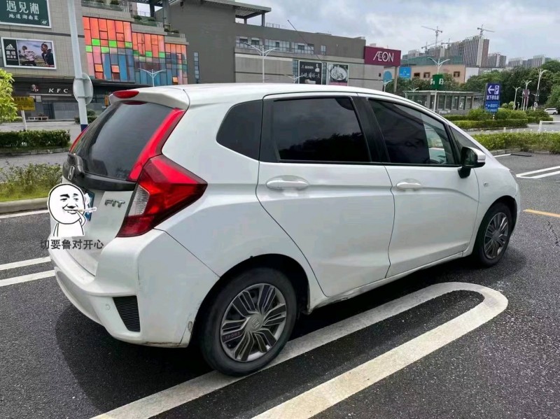 广州15年本田飞度4