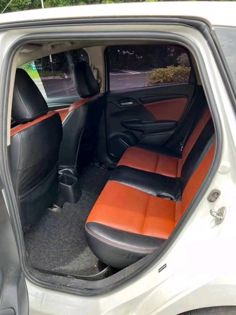 广州15年本田飞度6