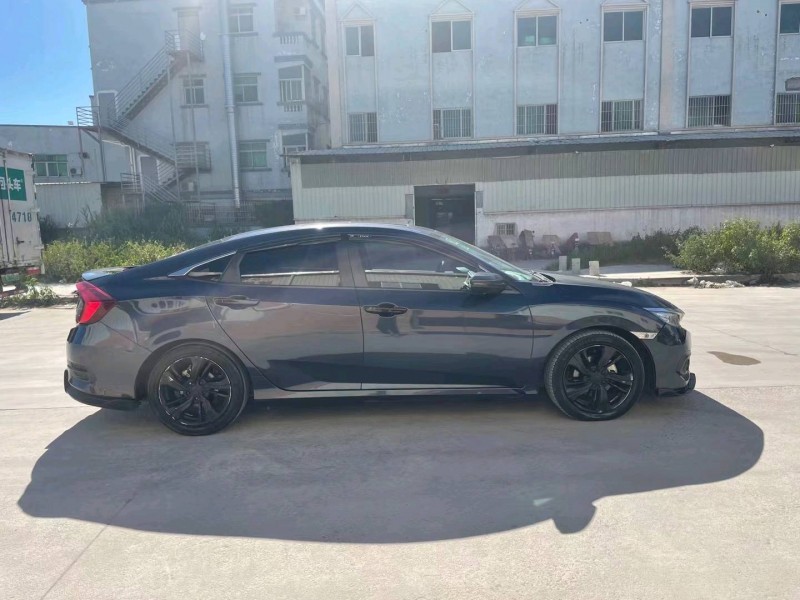 东莞18年本田思域3