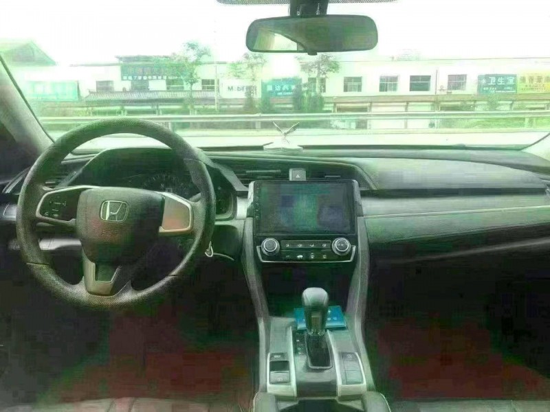 北京17年本田思域6