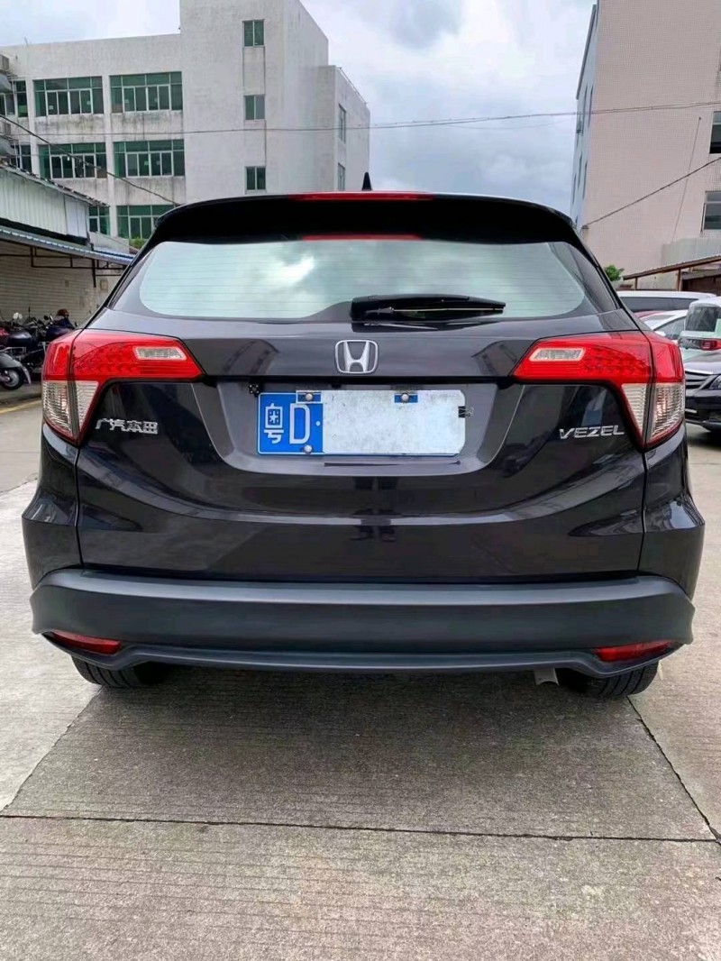 中山21年本田缤智4