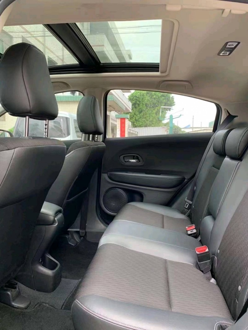 中山21年本田缤智7