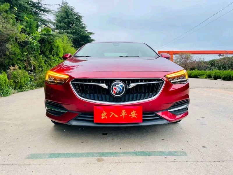 东营17年别克君威9