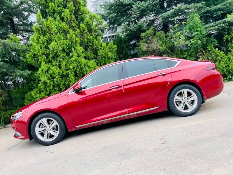 东营17年别克君威7