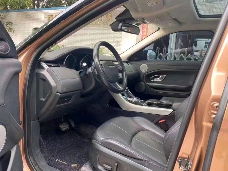 泉州16年路虎极光9