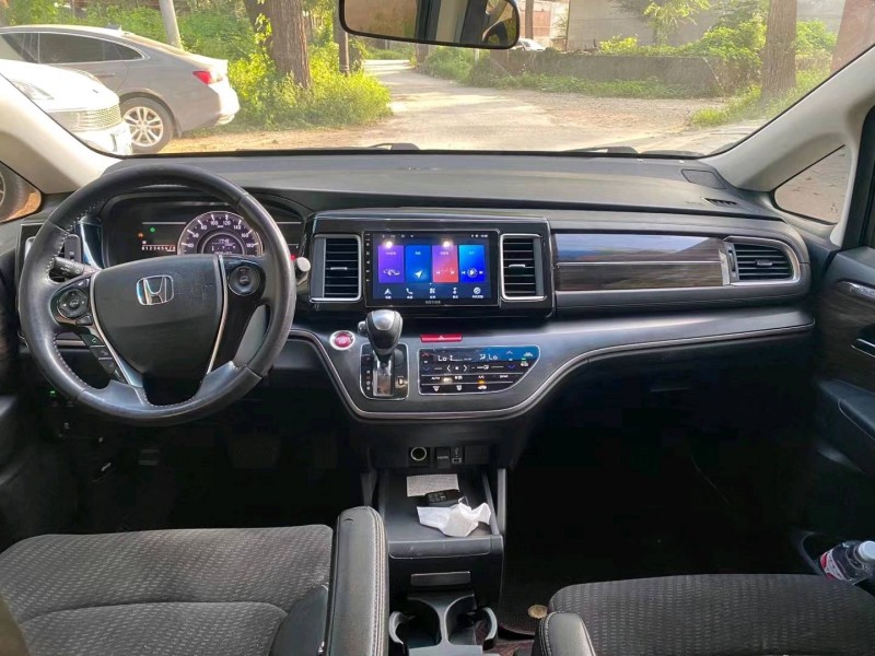 邢台18年本田艾力绅4