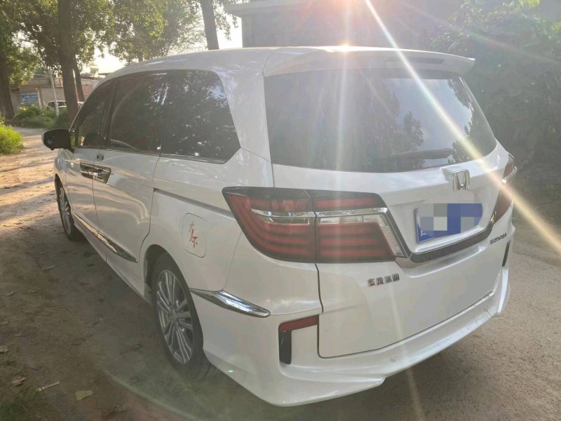 邢台18年本田艾力绅1