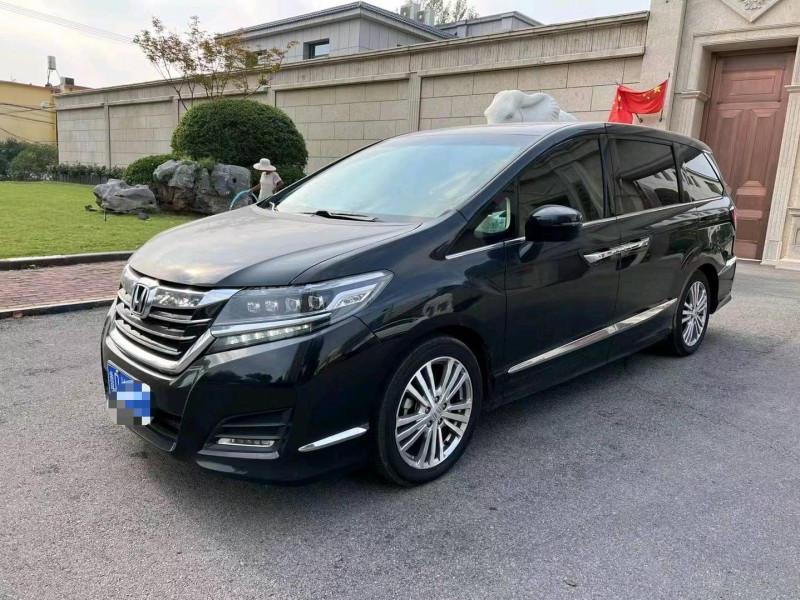 青岛16年本田艾力绅3