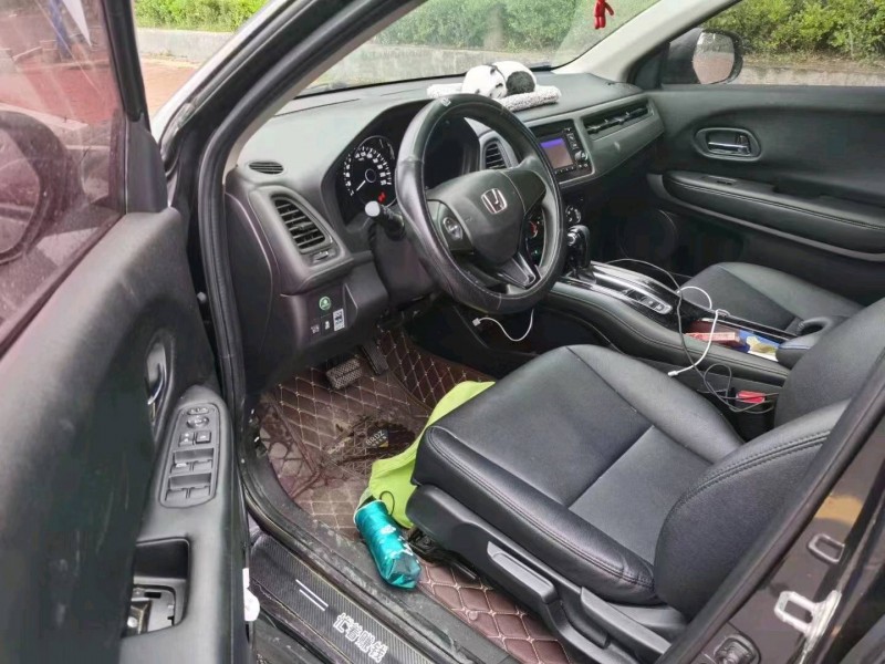 青岛17年本田XRV4