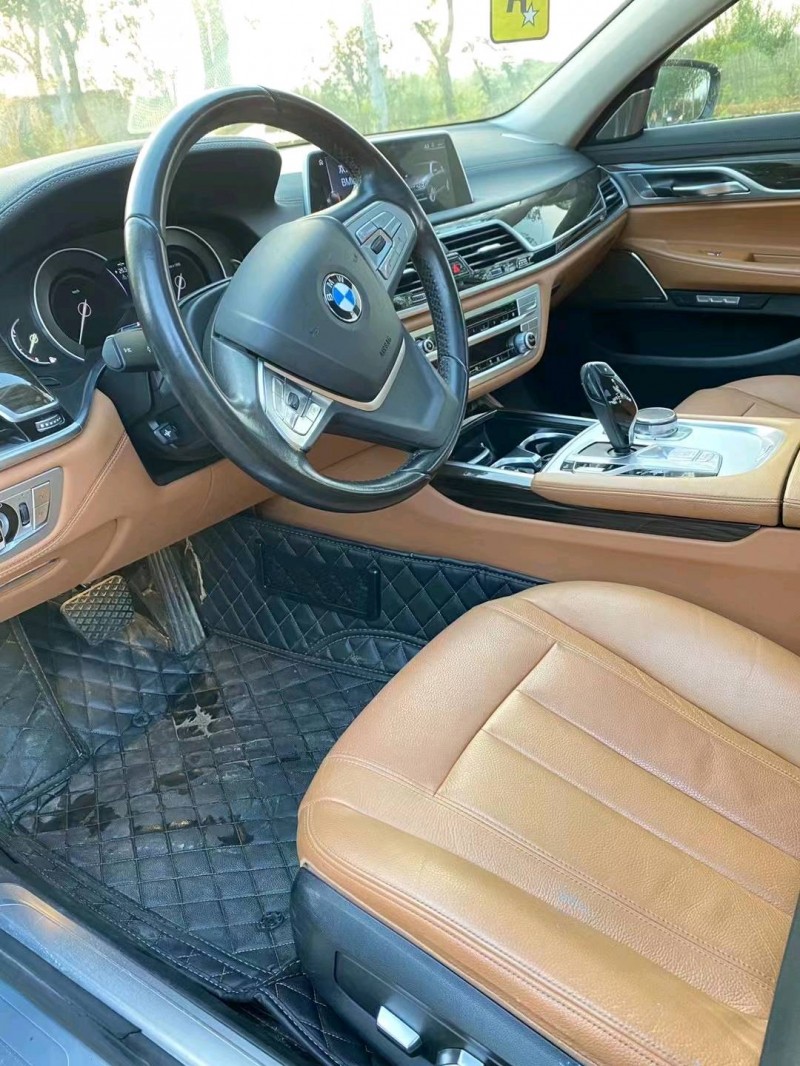 徐州17年宝马7系6