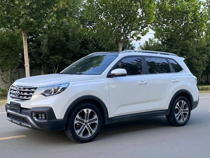 徐州20年起亚智跑2