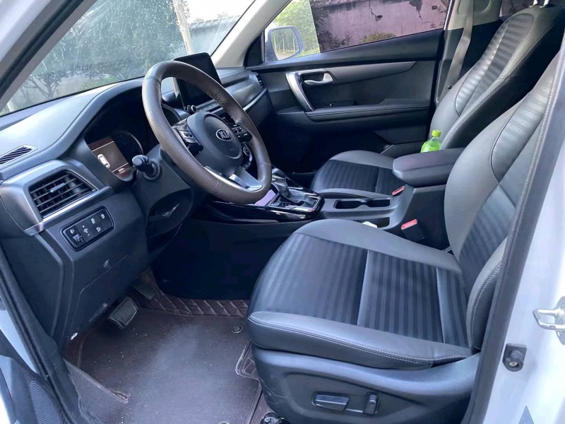 徐州20年起亚智跑6