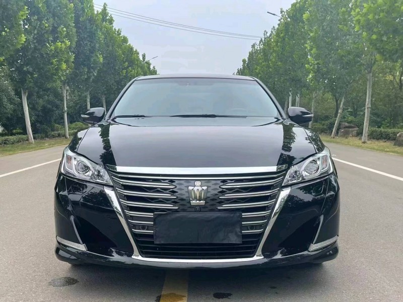 徐州18年丰田皇冠8