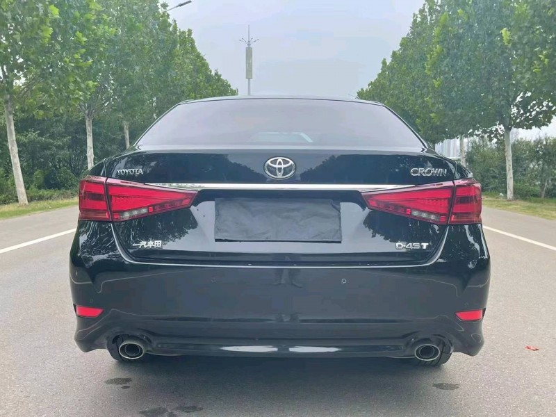 徐州18年丰田皇冠9