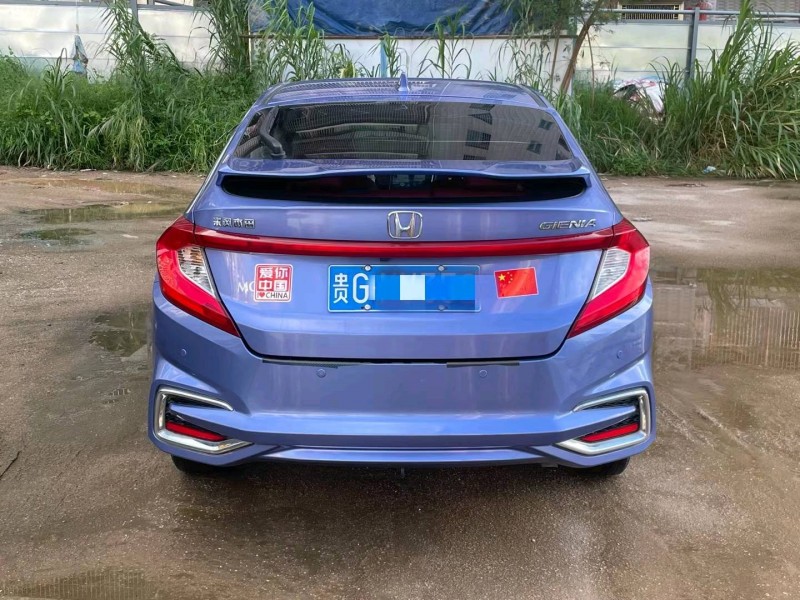 广州17年本田哥瑞8