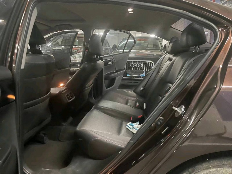 广州16年本田雅阁6