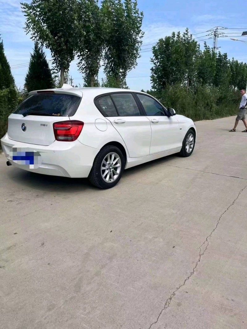 济宁15年宝马1系3