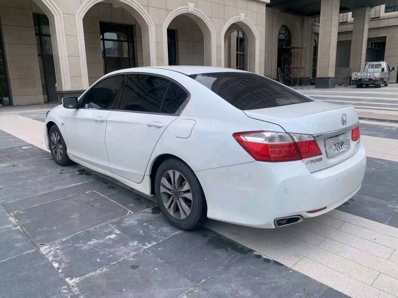广州16年本田雅阁6