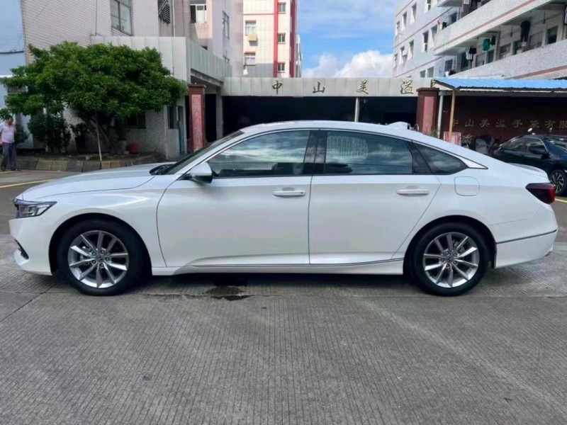 中山21年本田雅阁3