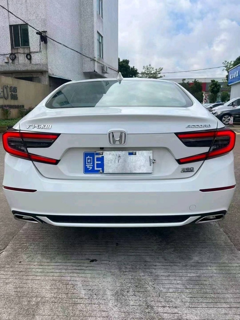 中山21年本田雅阁4