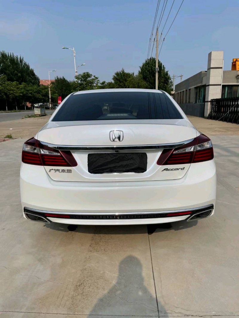 沈阳18年本田雅阁9