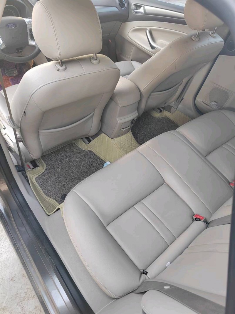 保定14年福特蒙迪欧-致胜6