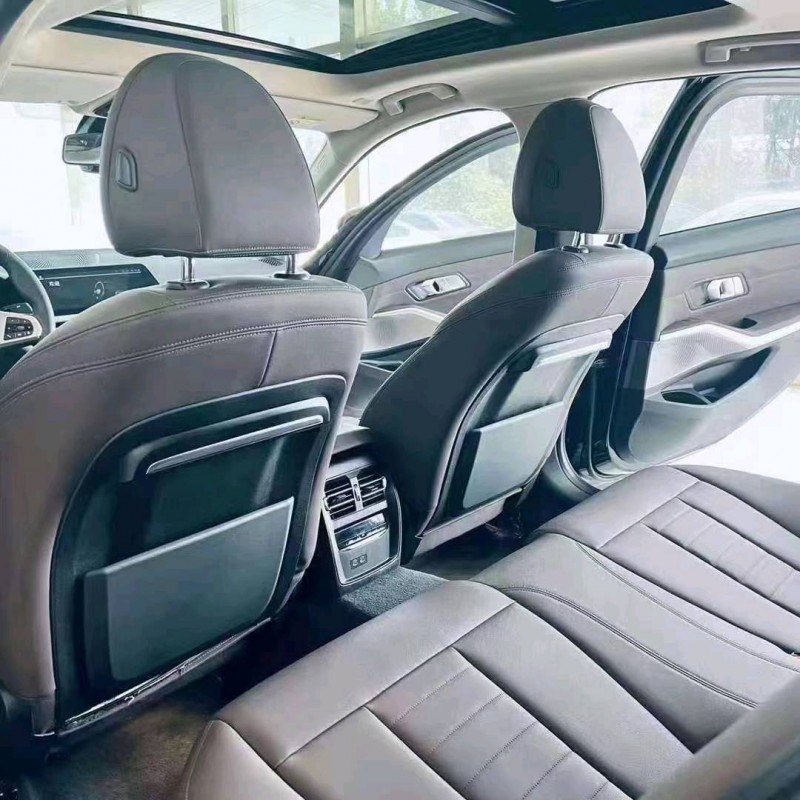 北京21年宝马3系5