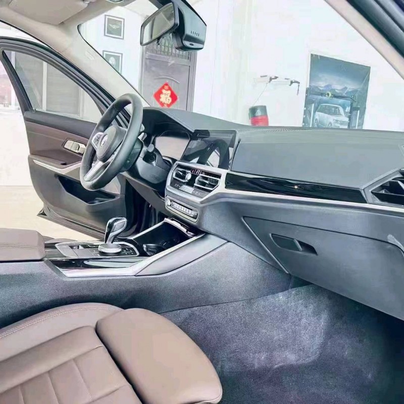 北京21年宝马3系6