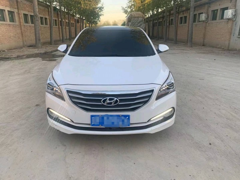 保定17年现代名图1