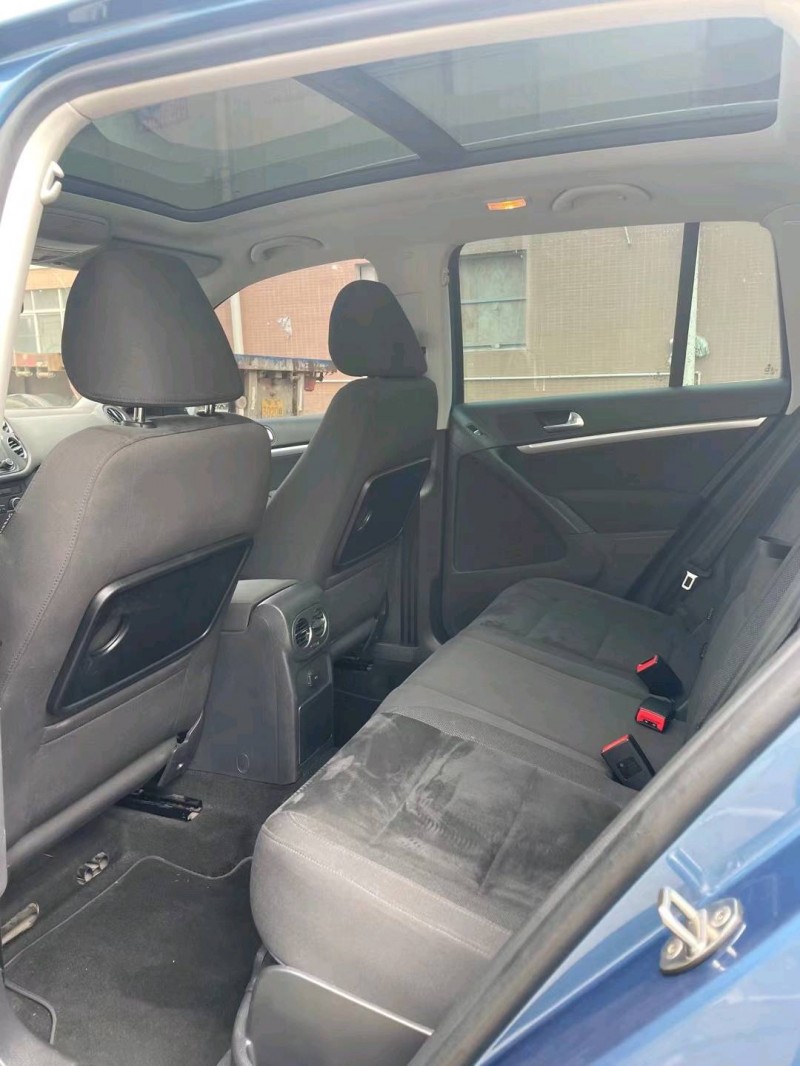 东莞16年大众途观5