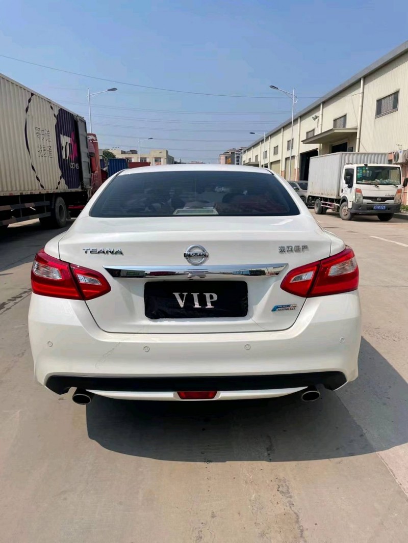 东莞18年日产天籁9