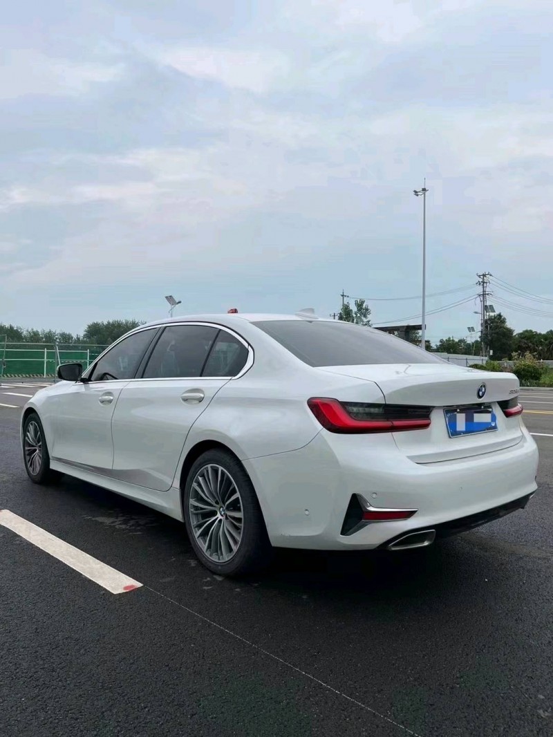 徐州19年宝马3系4